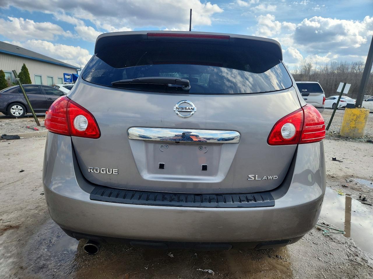 2013 NISSAN ROGUE S photo 16