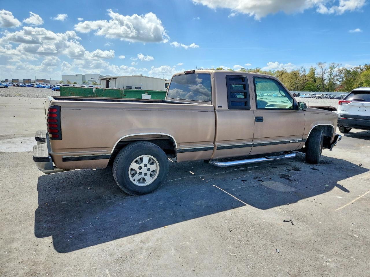 1995 CHEVROLET GMT-400 C1500 photo 5