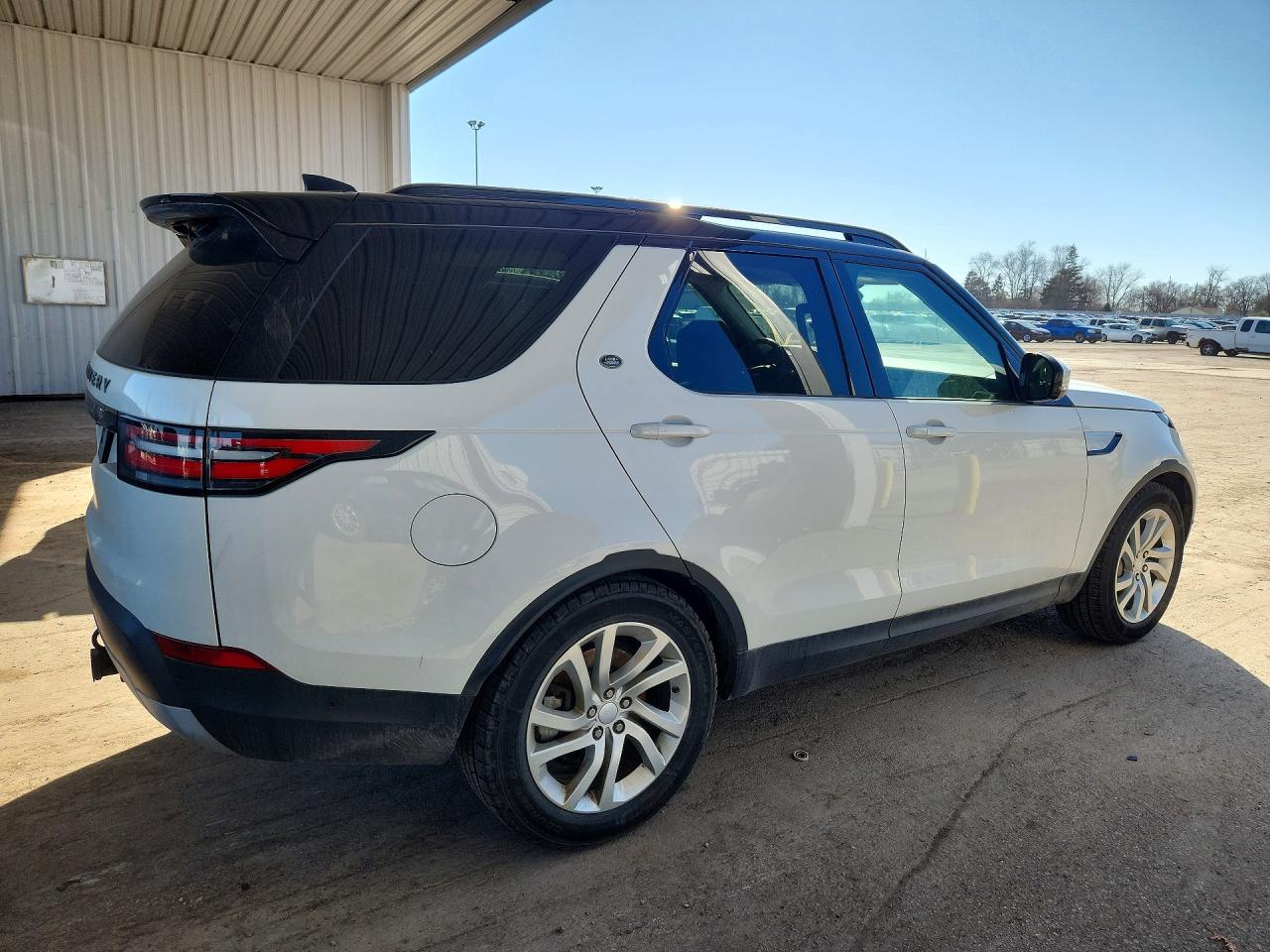 2019 LAND ROVER DISCOVERY HSE photo 5