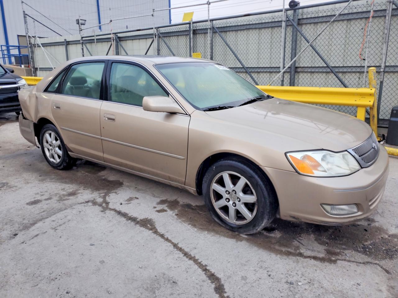 2001 TOYOTA AVALON XLS photo 4