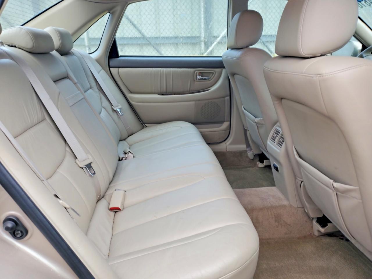2001 TOYOTA AVALON XLS photo 10
