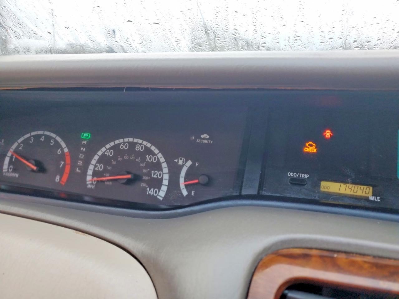 2001 TOYOTA AVALON XLS photo 9