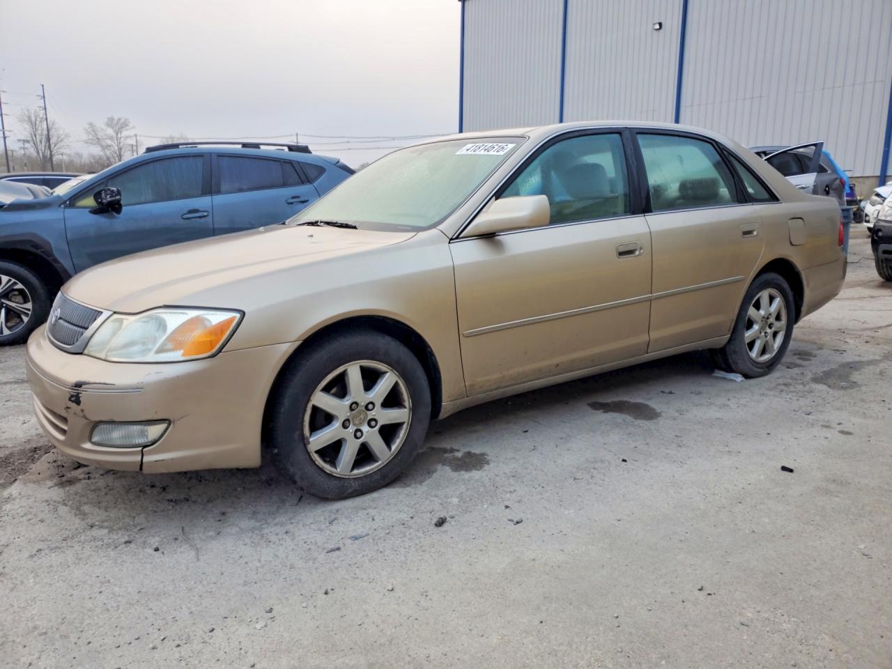 2001 TOYOTA AVALON