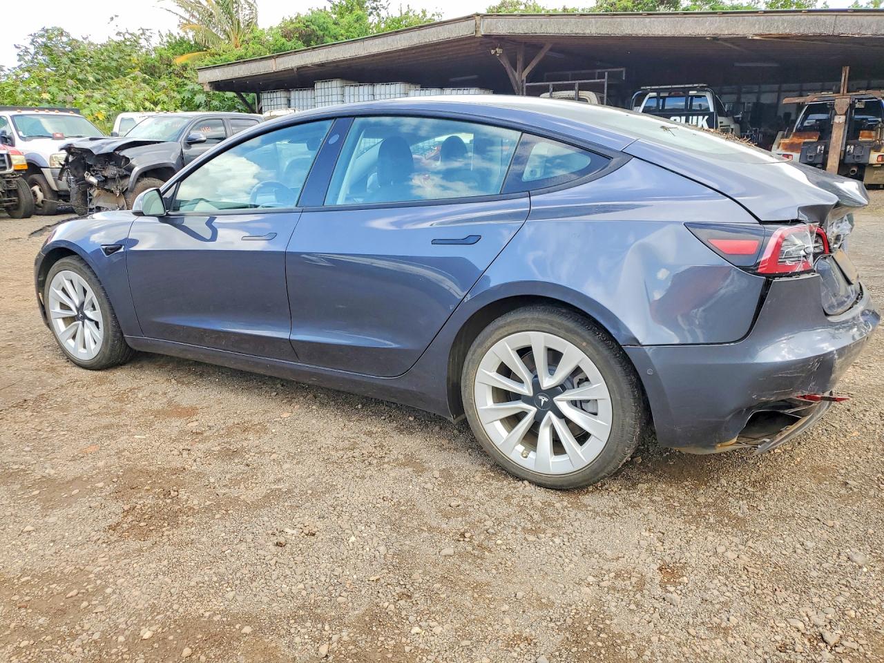 2022 TESLA MODEL 3 photo 2