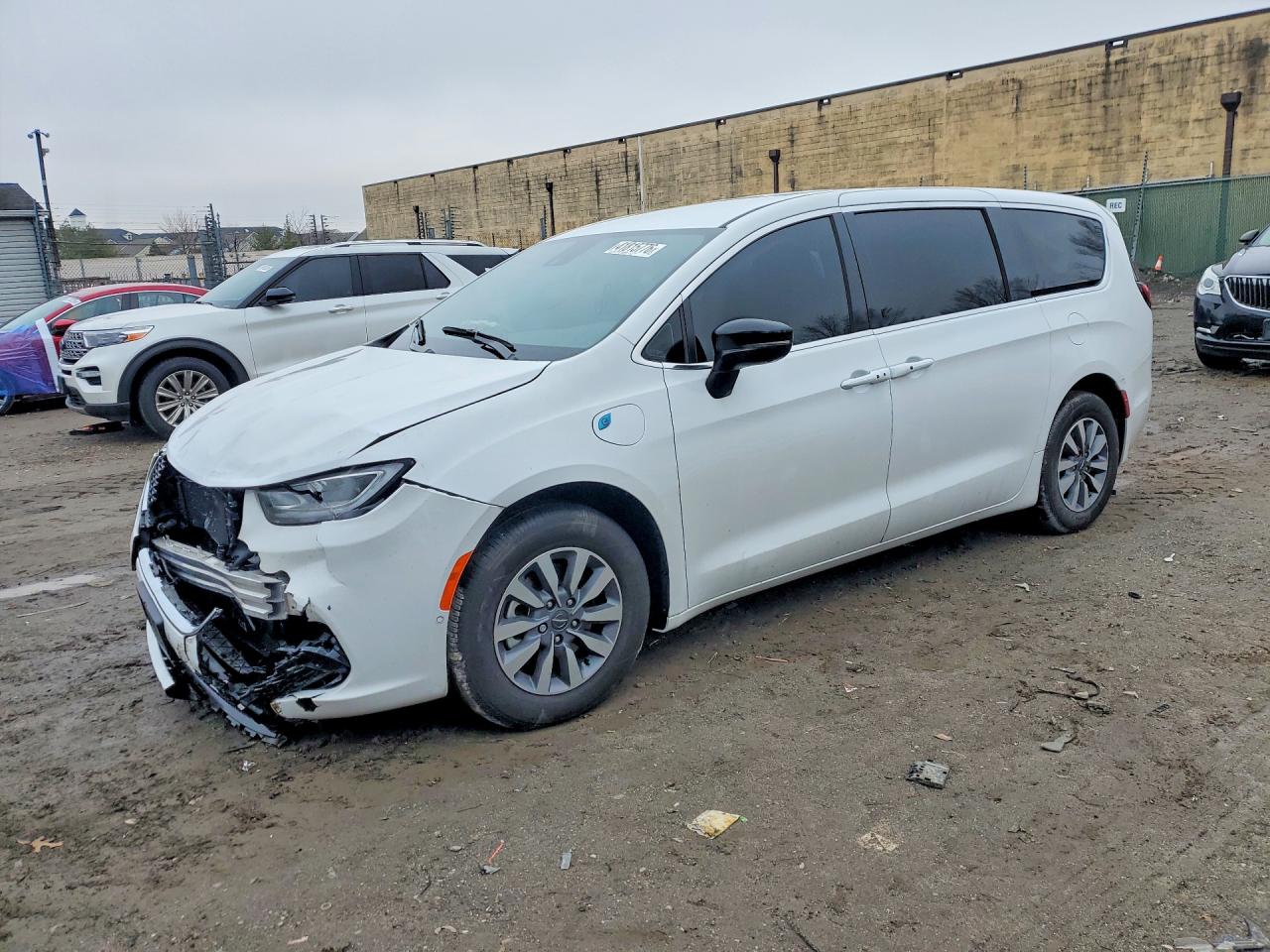 2025 CHRYSLER PACIFICA