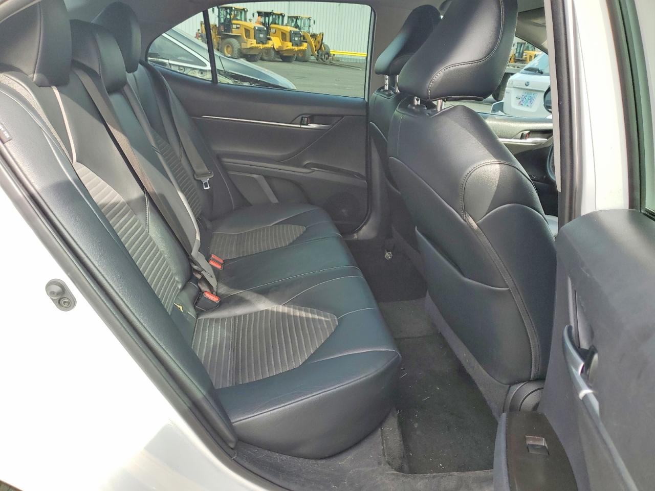 2021 TOYOTA CAMRY photo 19