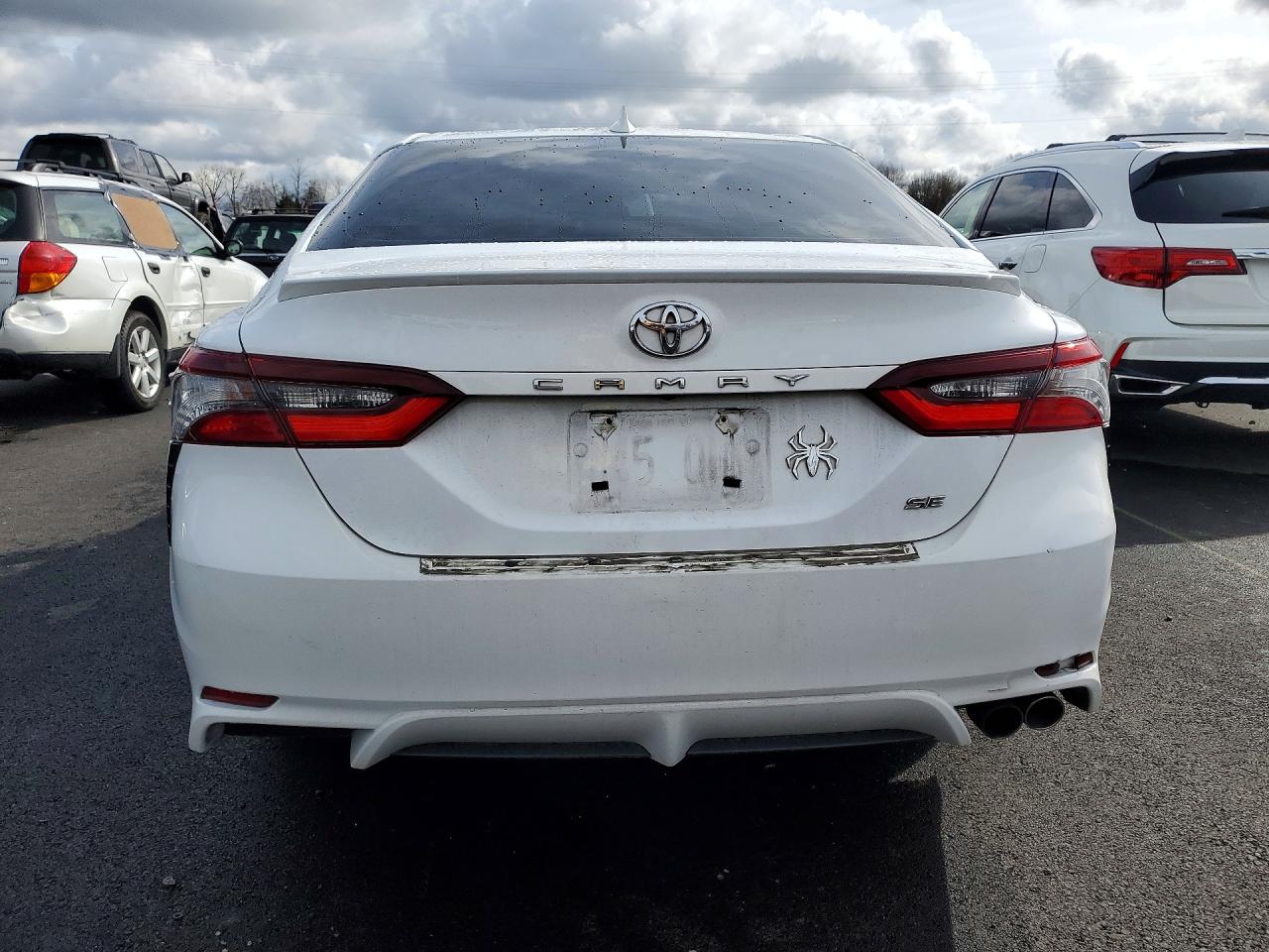 2021 TOYOTA CAMRY photo 11