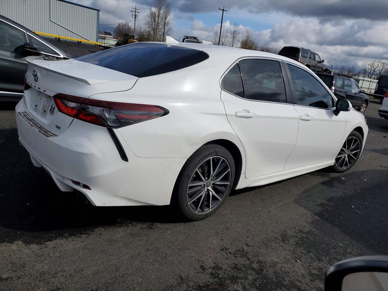 2021 TOYOTA CAMRY photo 5
