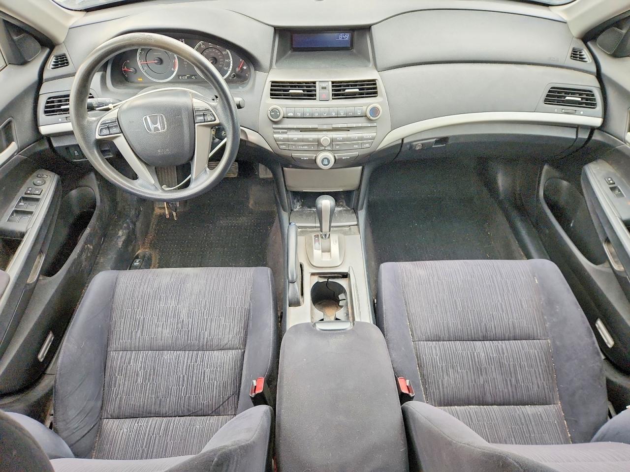 2011 HONDA ACCORD LX photo 22