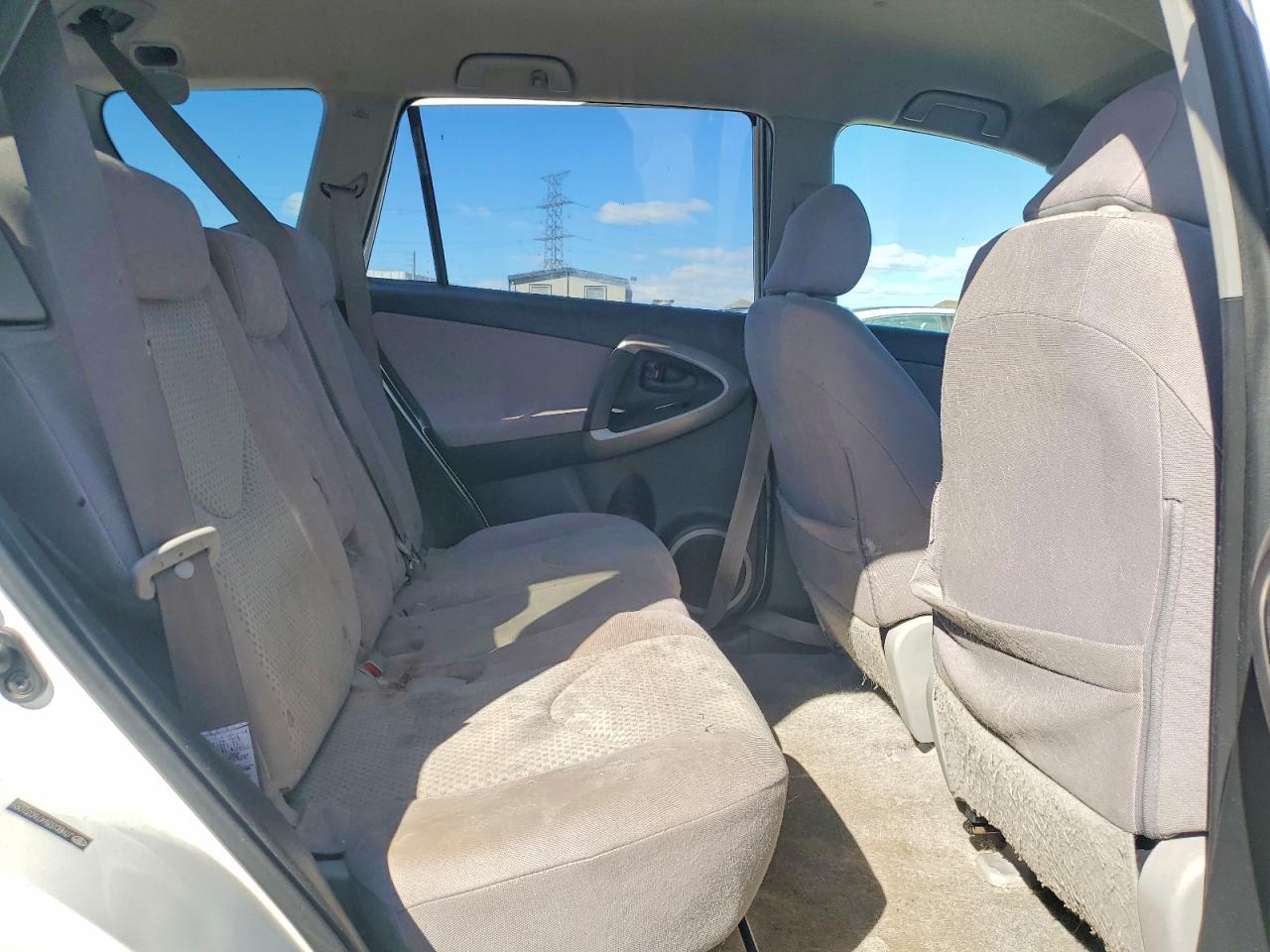 2007 TOYOTA RAV4 BASE photo 11