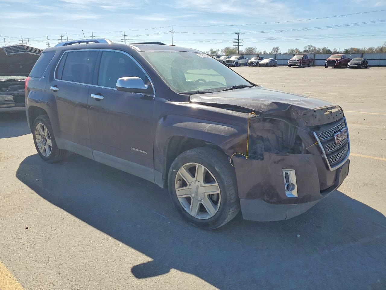 2011 GMC TERRAIN SLT photo 4