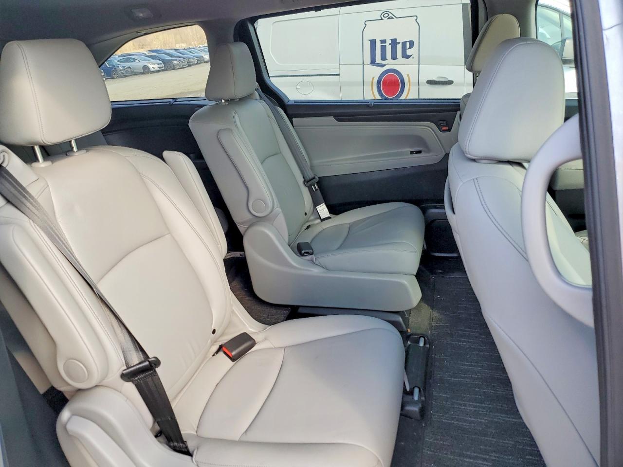 2023 HONDA ODYSSEY TOURING photo 31