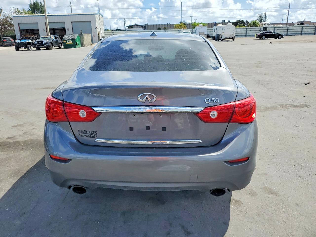 2015 INFINITI Q50 PREMIUM photo 11