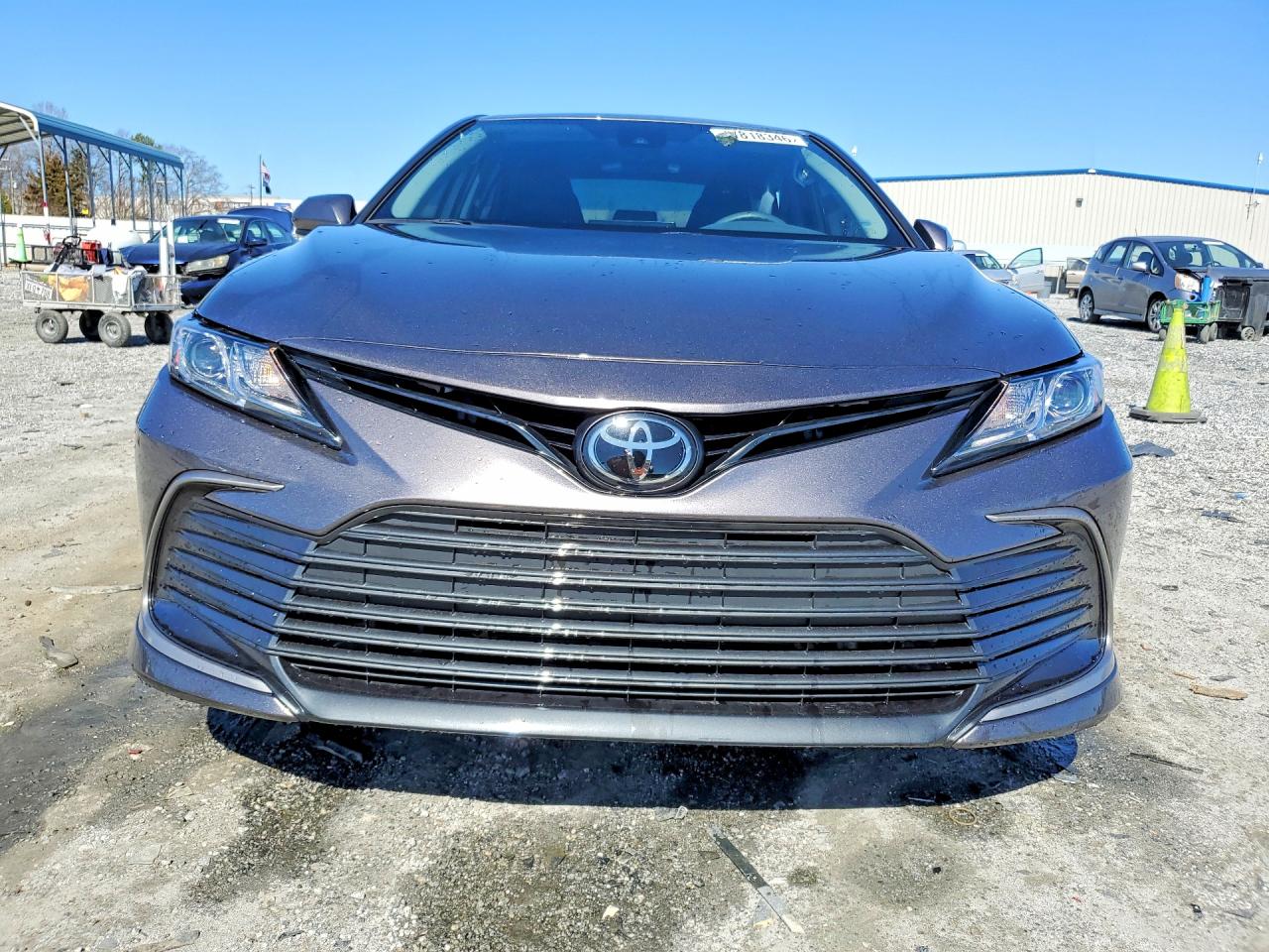 2022 TOYOTA CAMRY LE photo 5