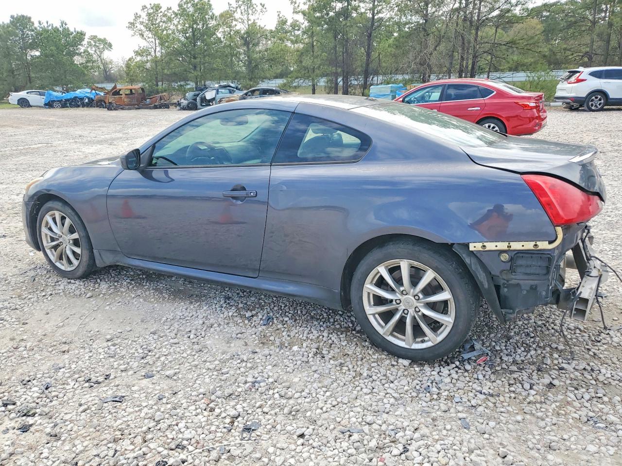 2011 INFINITI G37 COUPE X photo 2