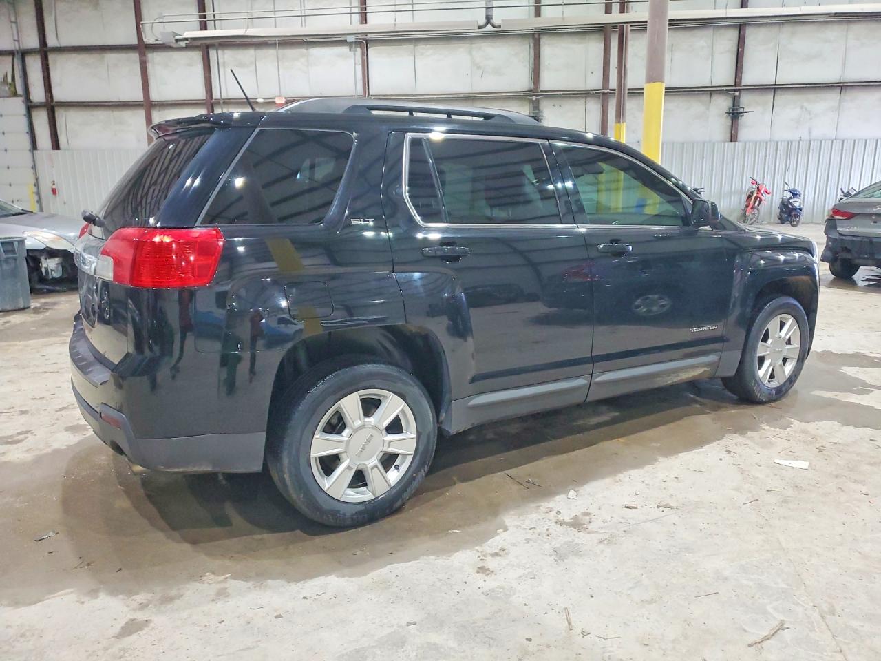 2013 GMC TERRAIN SLT photo 7
