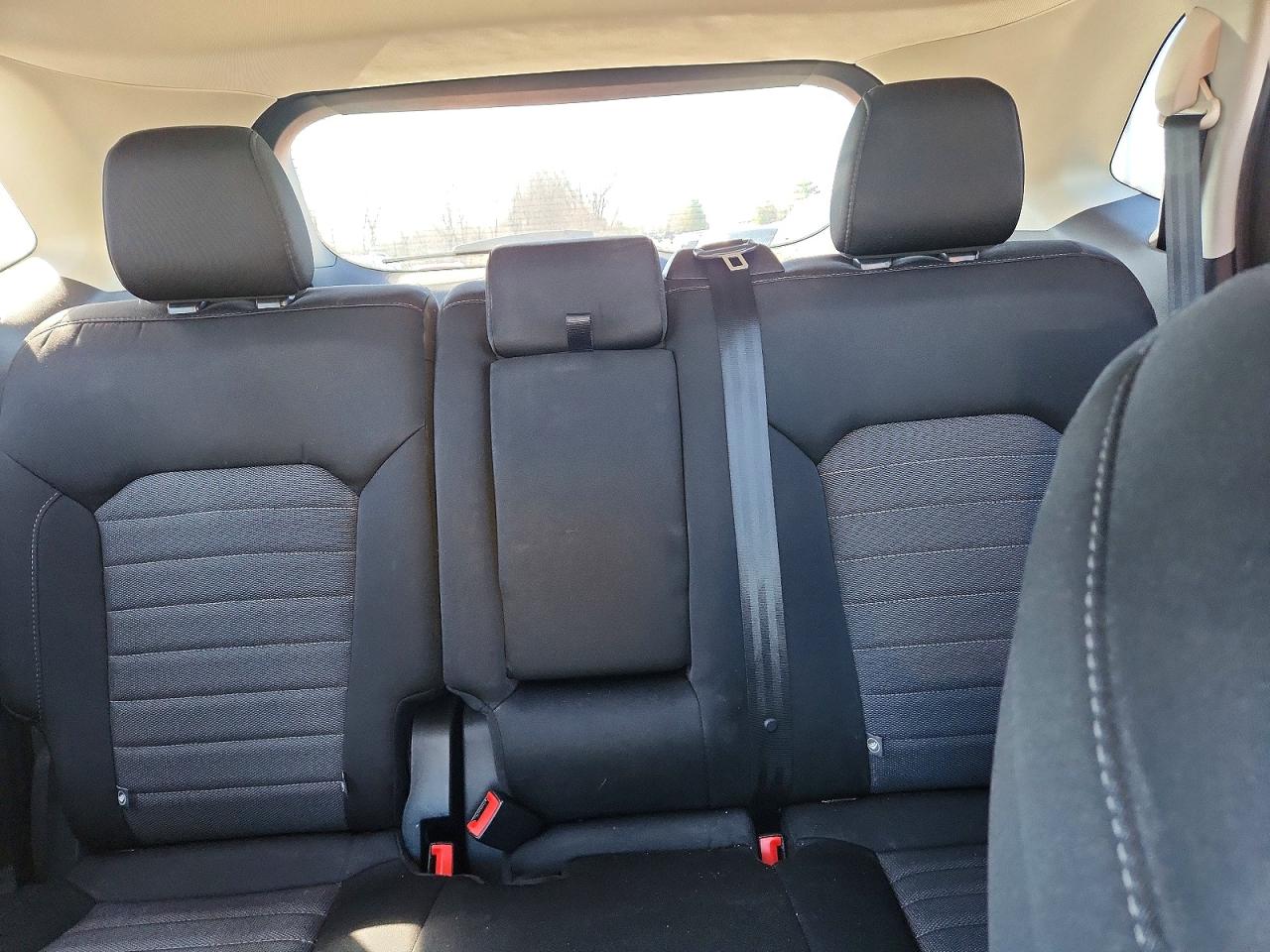2015 FORD EDGE SE photo 28