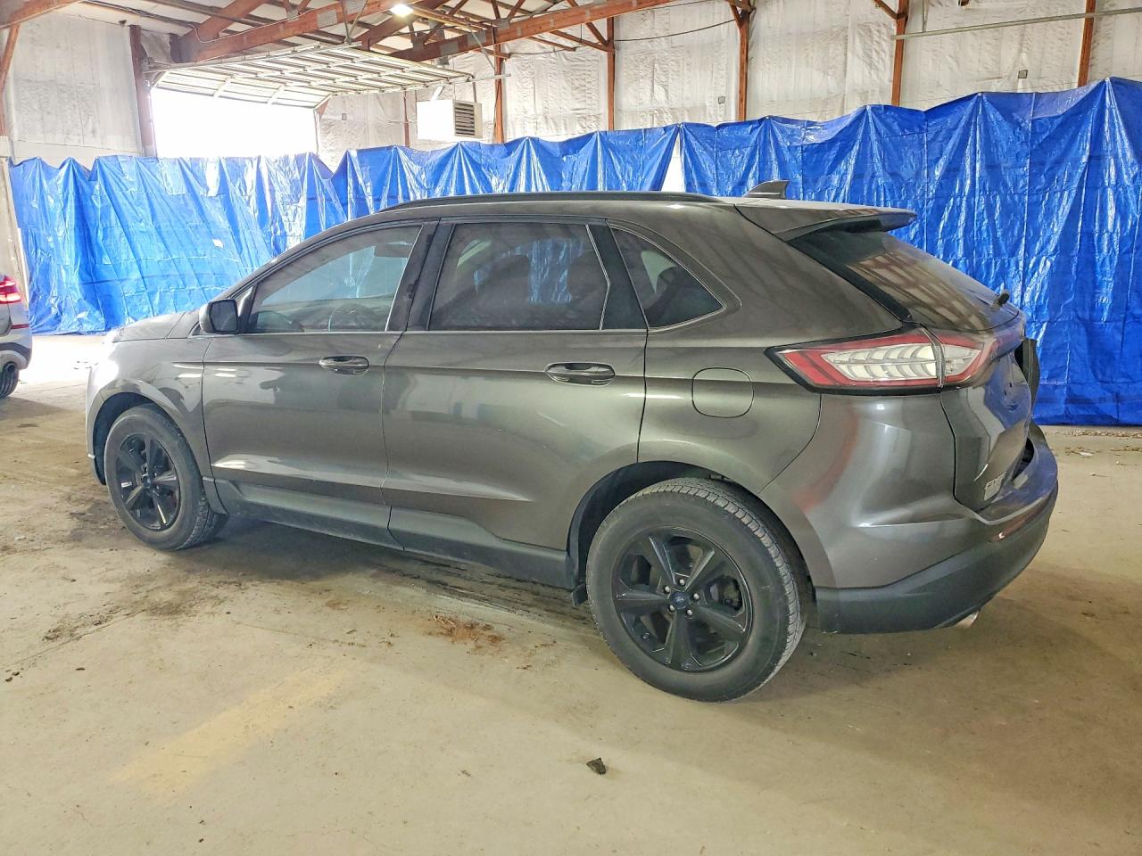 2015 FORD EDGE SE photo 4
