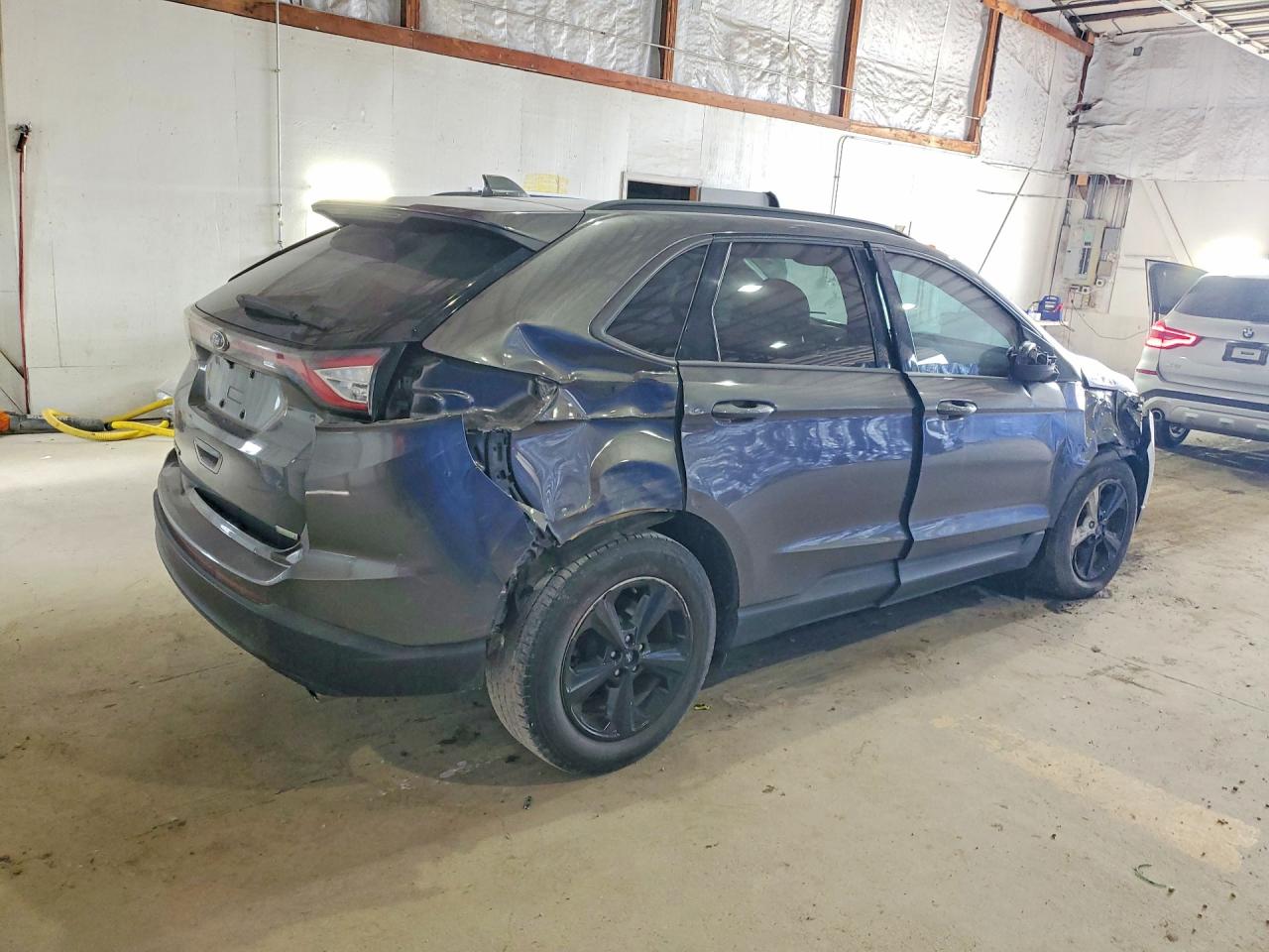 2015 FORD EDGE SE photo 7