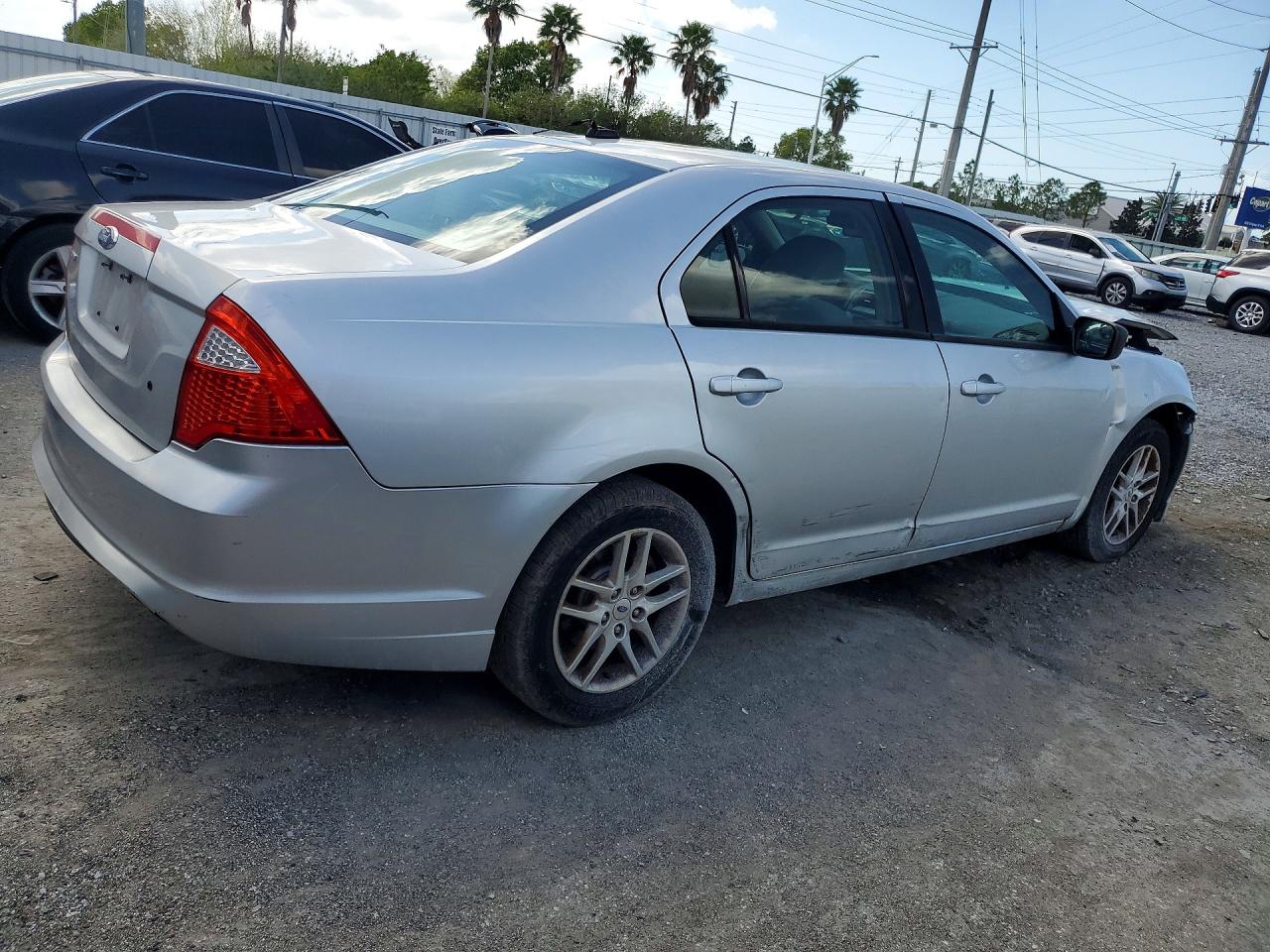 2012 FORD FUSION S photo 5