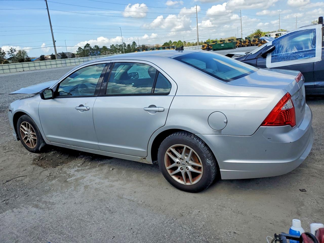 2012 FORD FUSION S photo 3