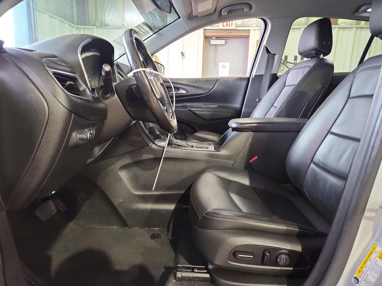 2018 CHEVROLET EQUINOX PREMIER photo 19