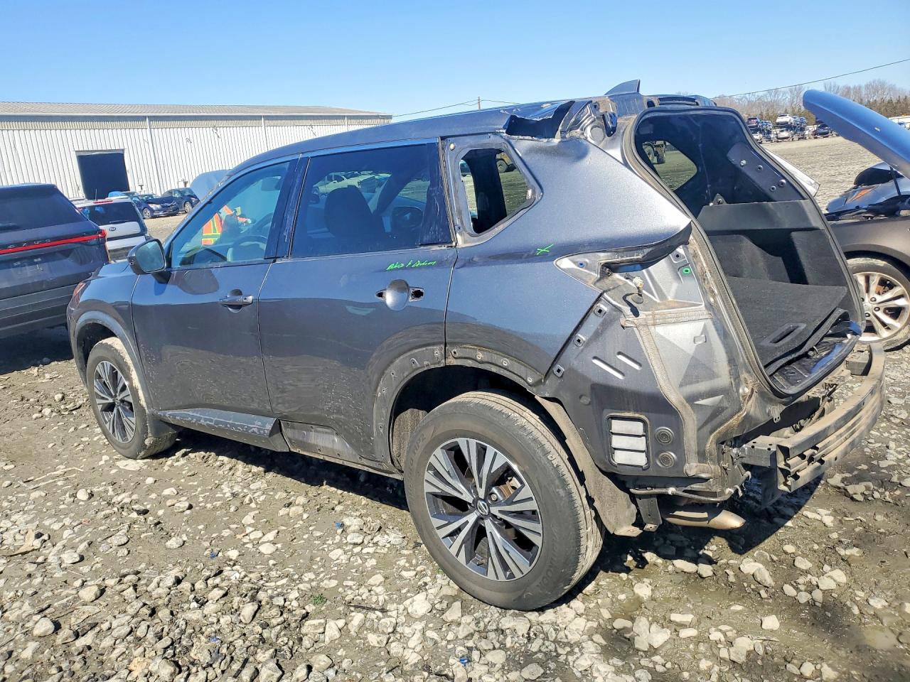 2021 NISSAN ROGUE SV photo 3