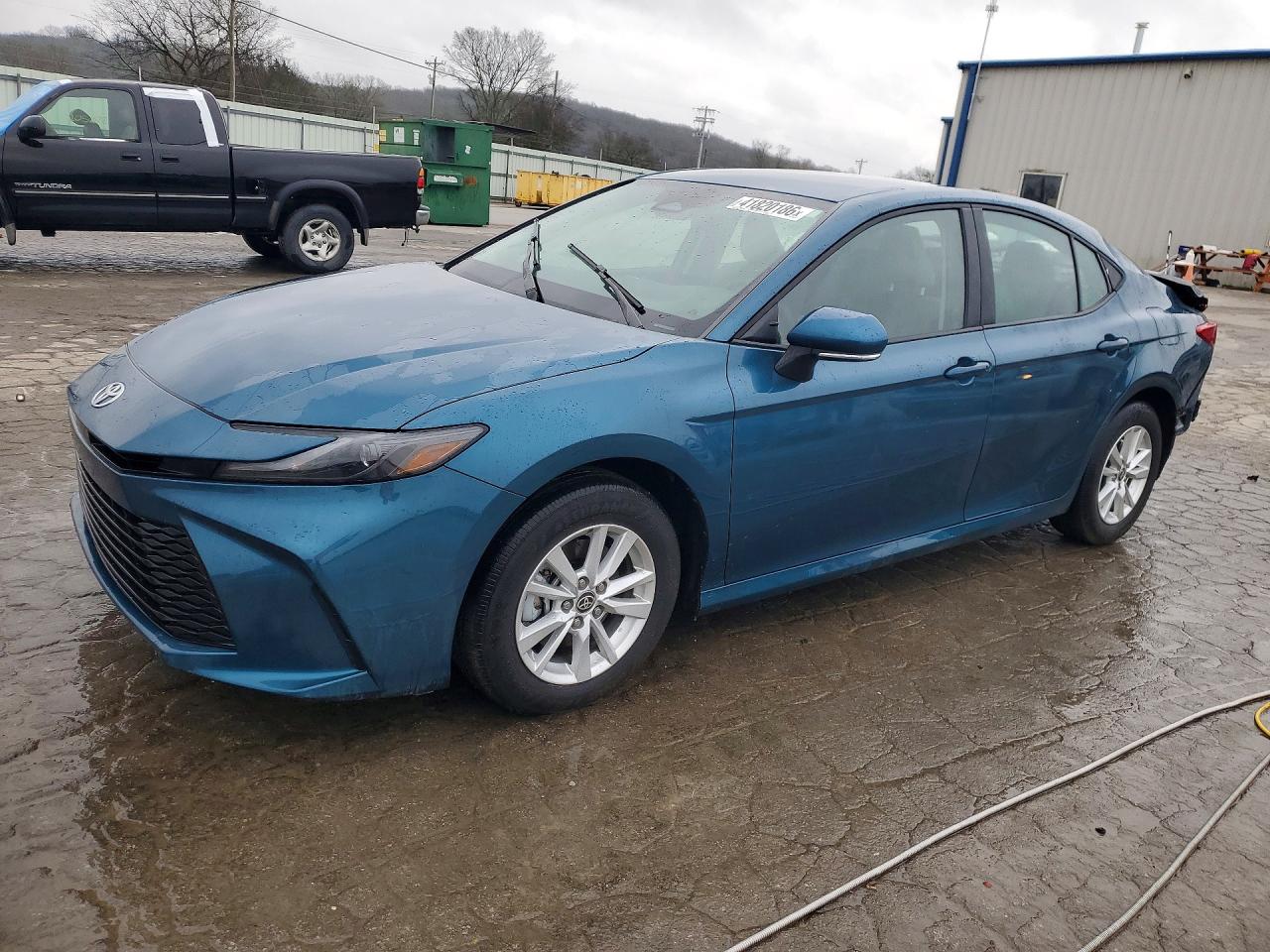 2025 TOYOTA CAMRY