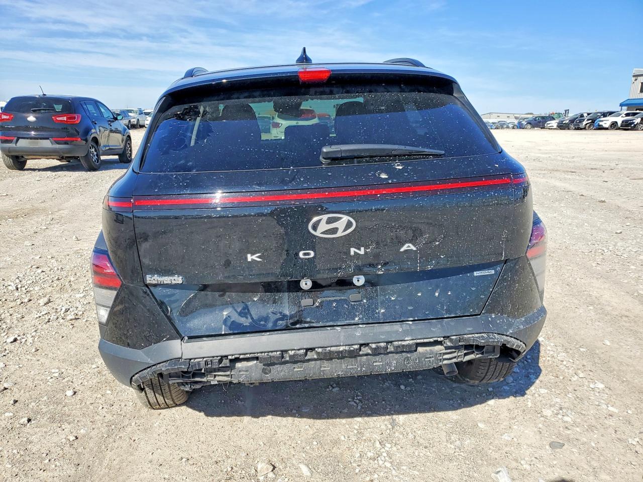 2024 HYUNDAI KONA SEL photo 6