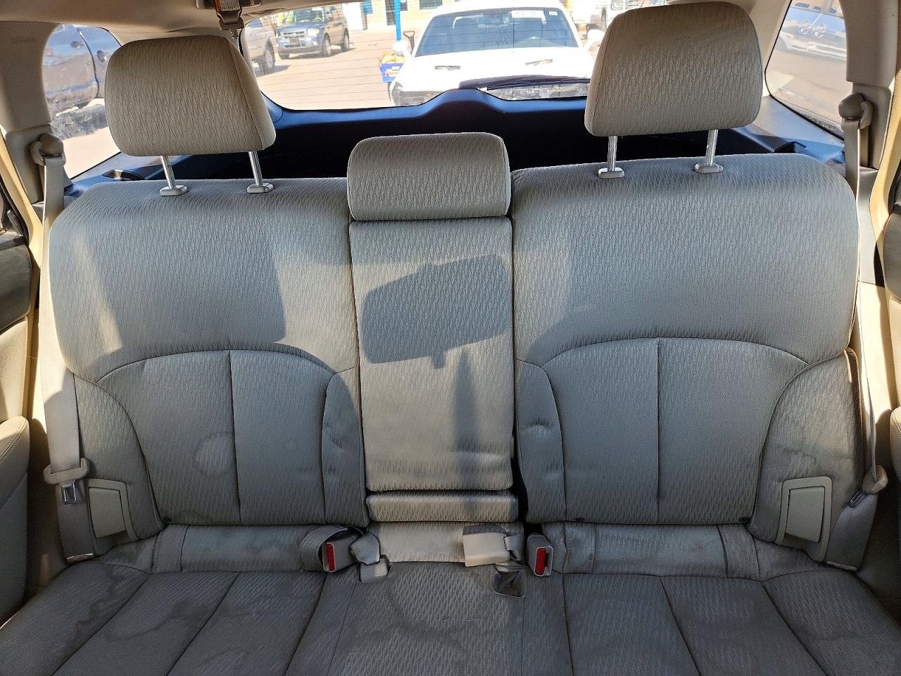 2012 SUBARU OUTBACK 2.5I photo 10