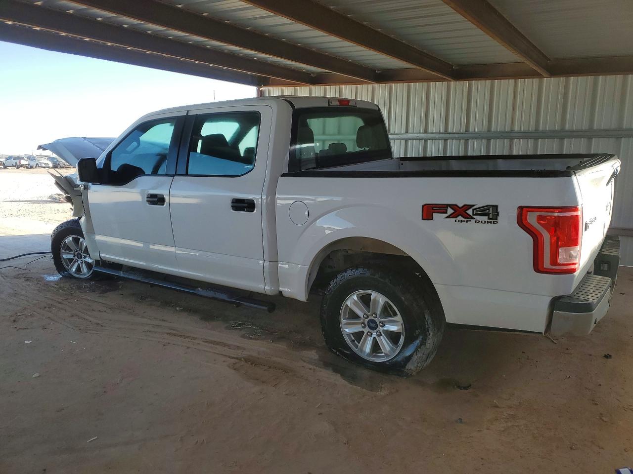 2017 FORD F150 SUPERCREW photo 2