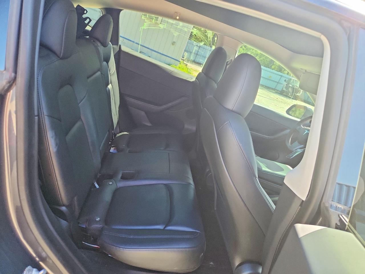 2021 TESLA MODEL Y photo 11