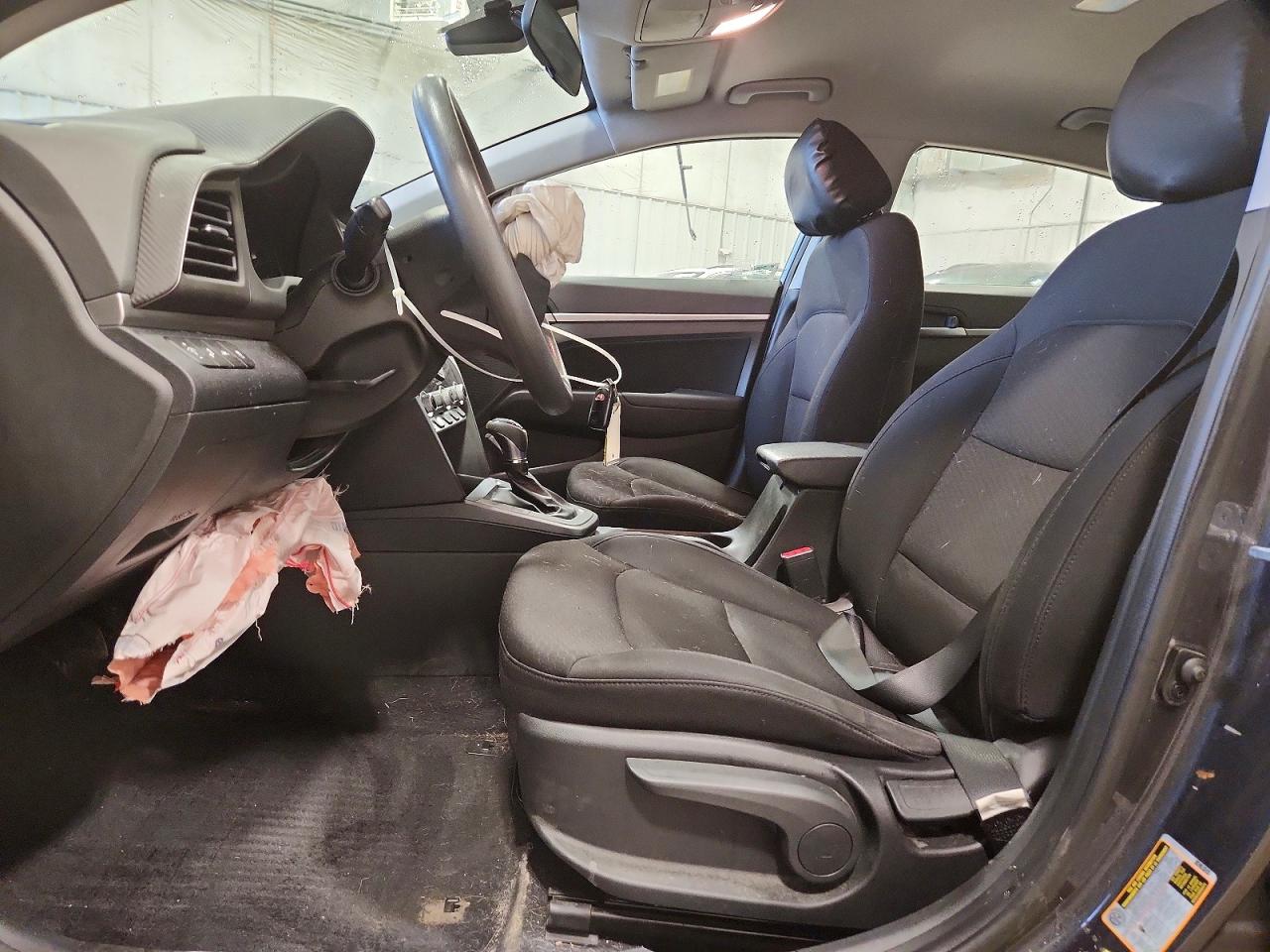 2020 HYUNDAI ELANTRA SEL photo 13
