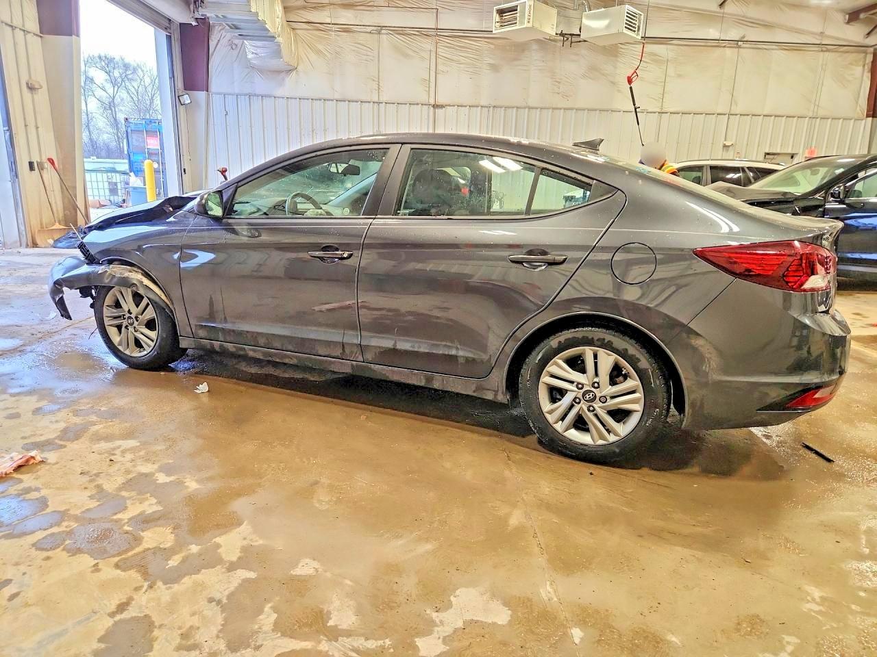 2020 HYUNDAI ELANTRA SEL photo 3