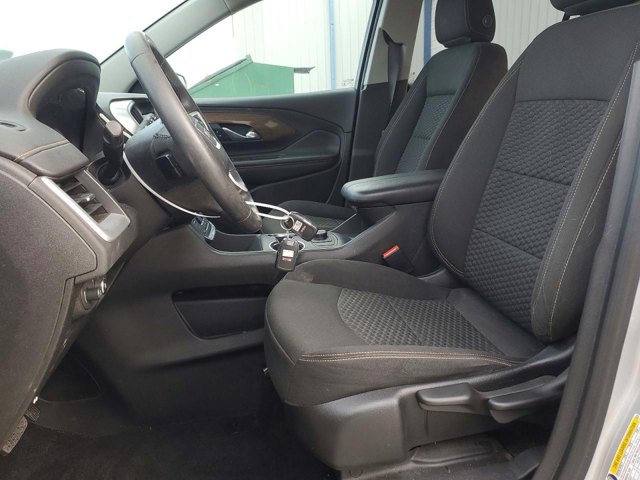 2018 GMC TERRAIN SLE photo 7