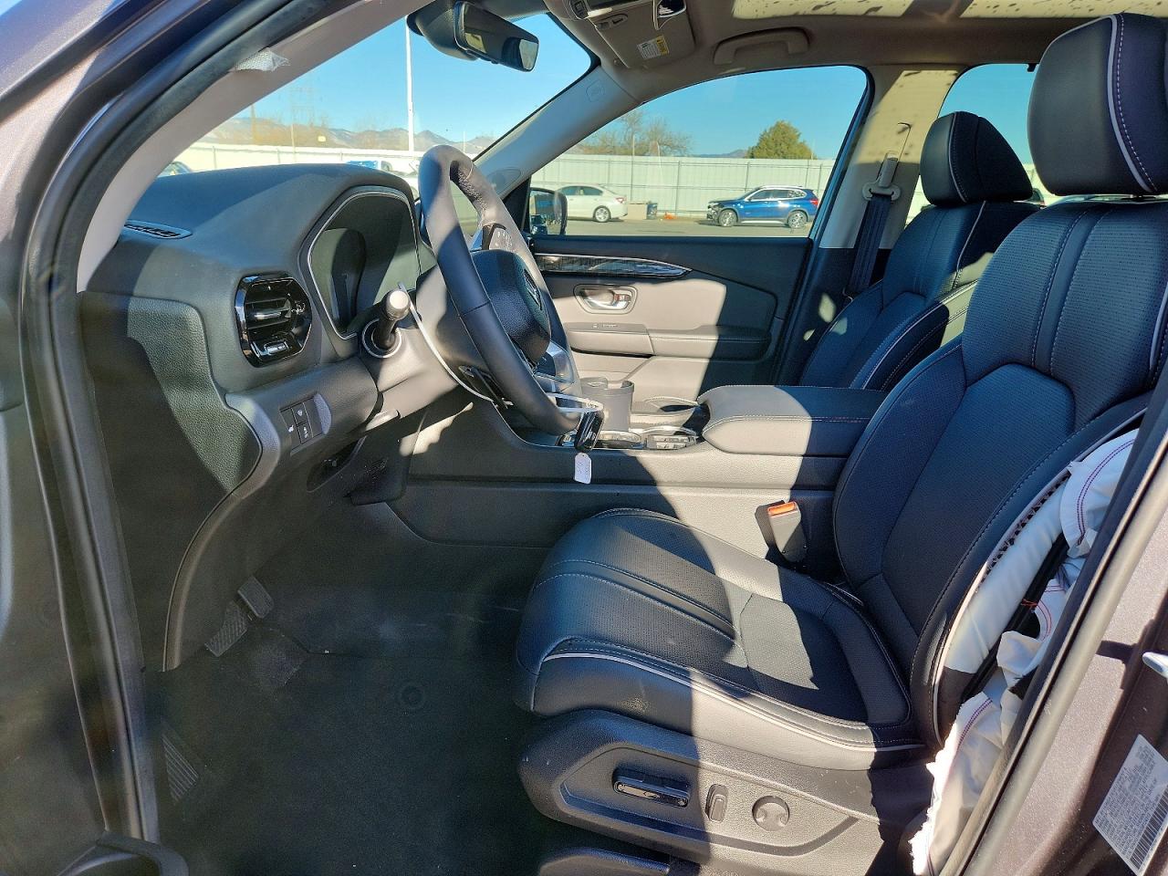 2025 HONDA PILOT ELITE photo 7