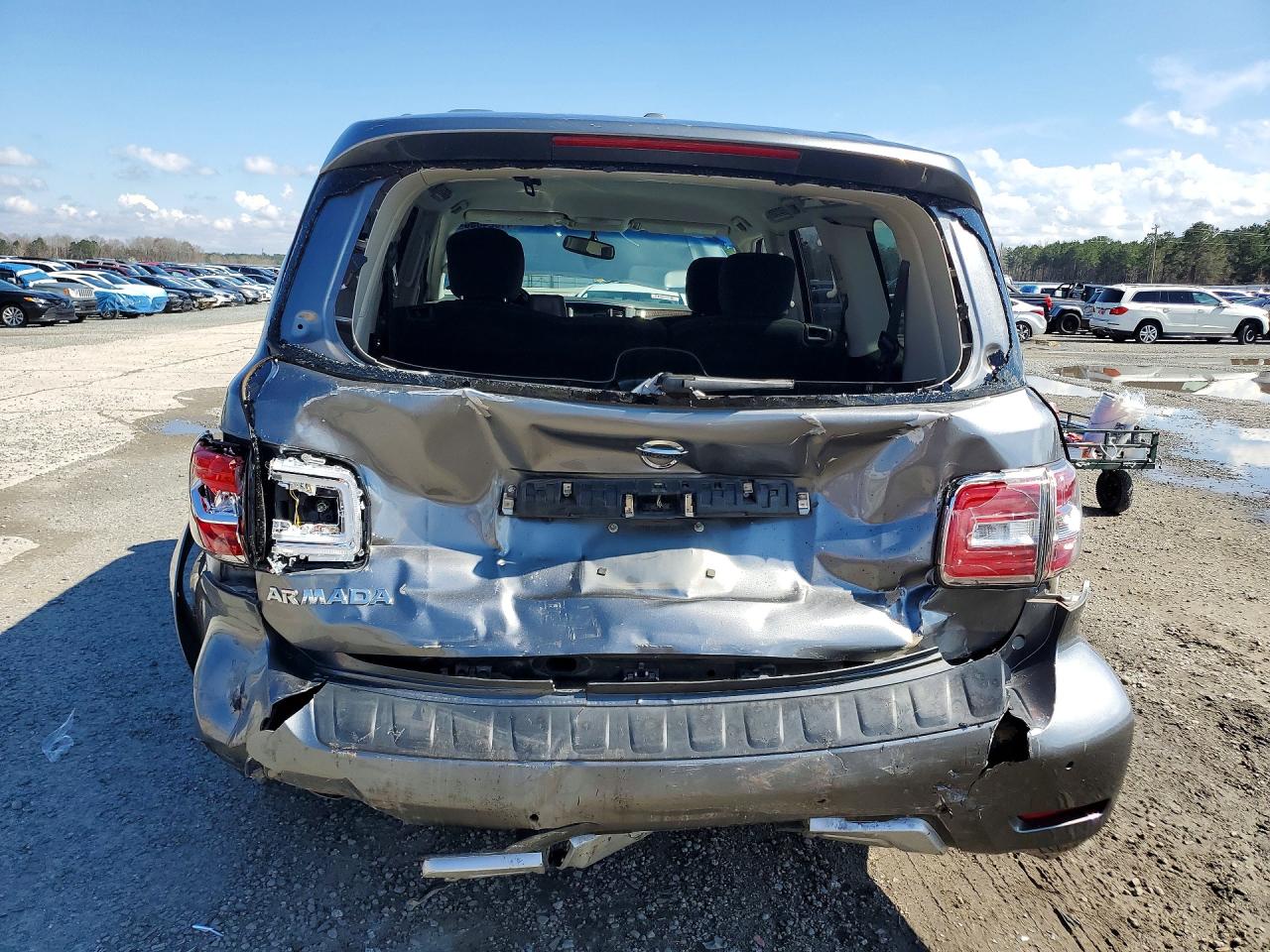 2018 NISSAN ARMADA SV photo 6