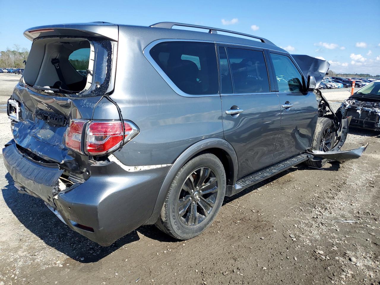 2018 NISSAN ARMADA SV photo 3