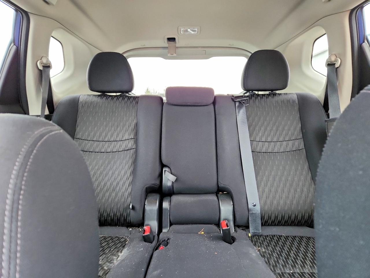 2020 NISSAN ROGUE S photo 19
