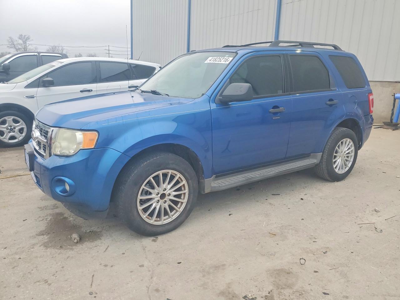 2011 FORD ESCAPE