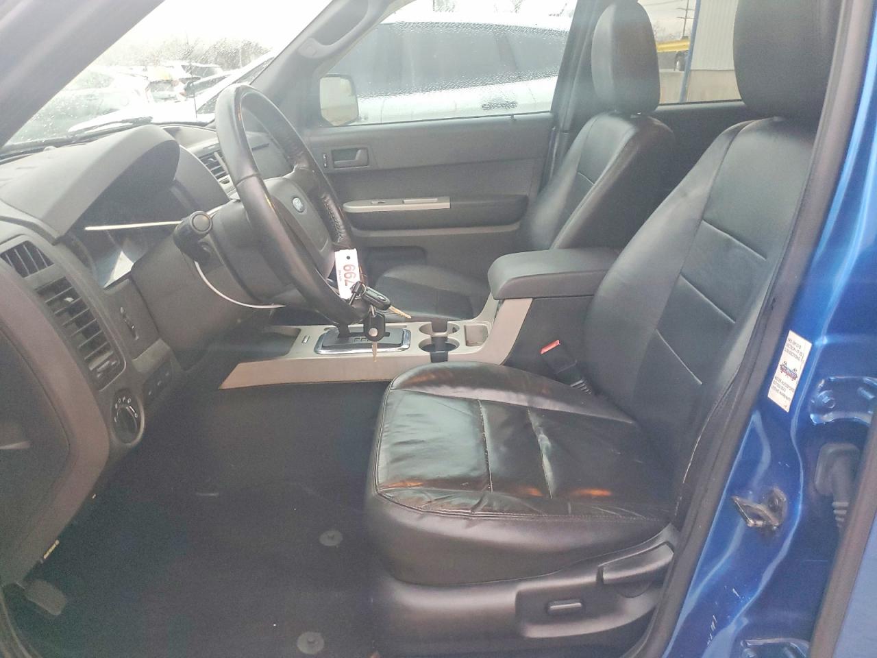 2011 FORD ESCAPE XLT photo 13