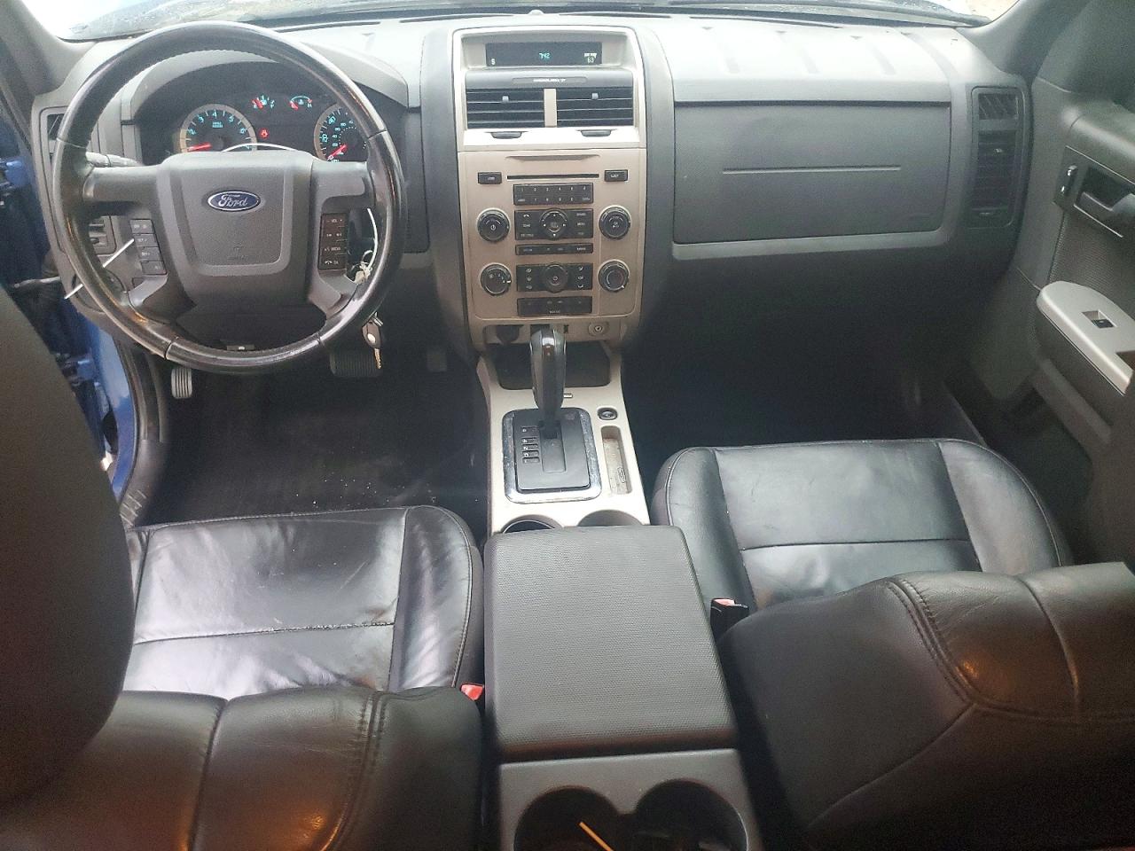 2011 FORD ESCAPE XLT photo 15
