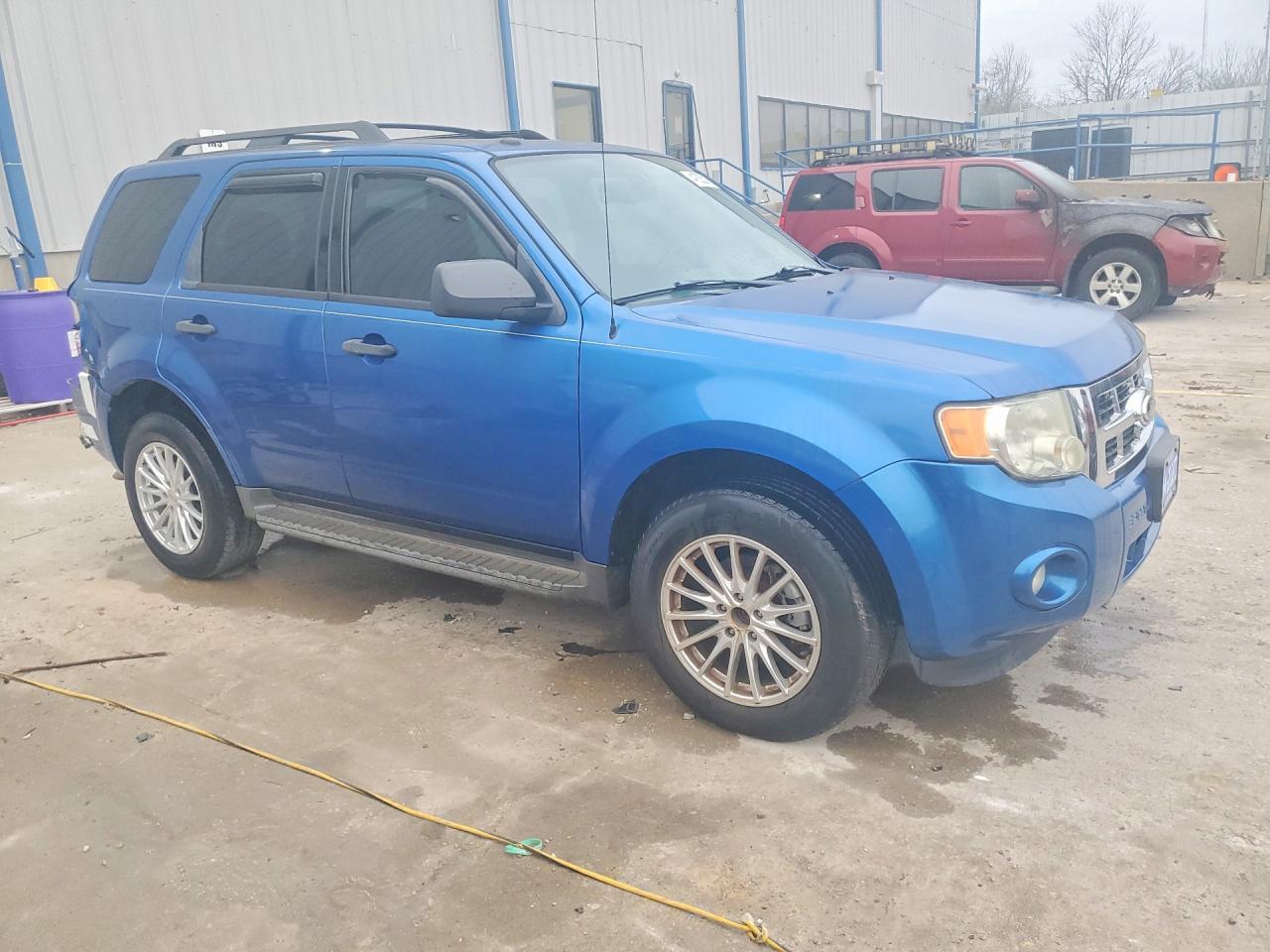 2011 FORD ESCAPE XLT photo 7