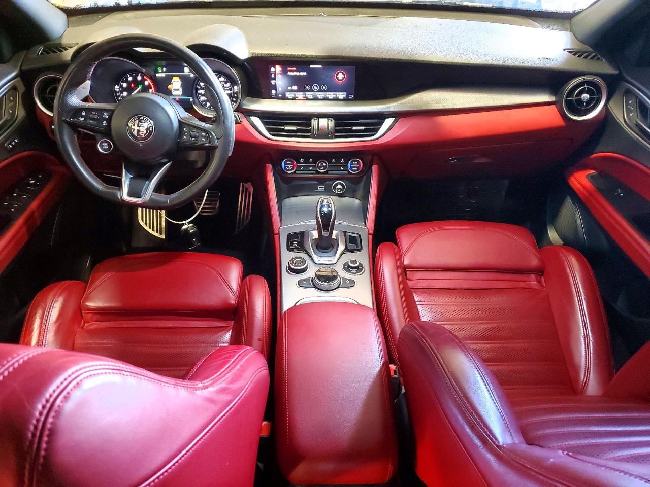 2021 ALFA ROMEO STELVIO TI photo 8
