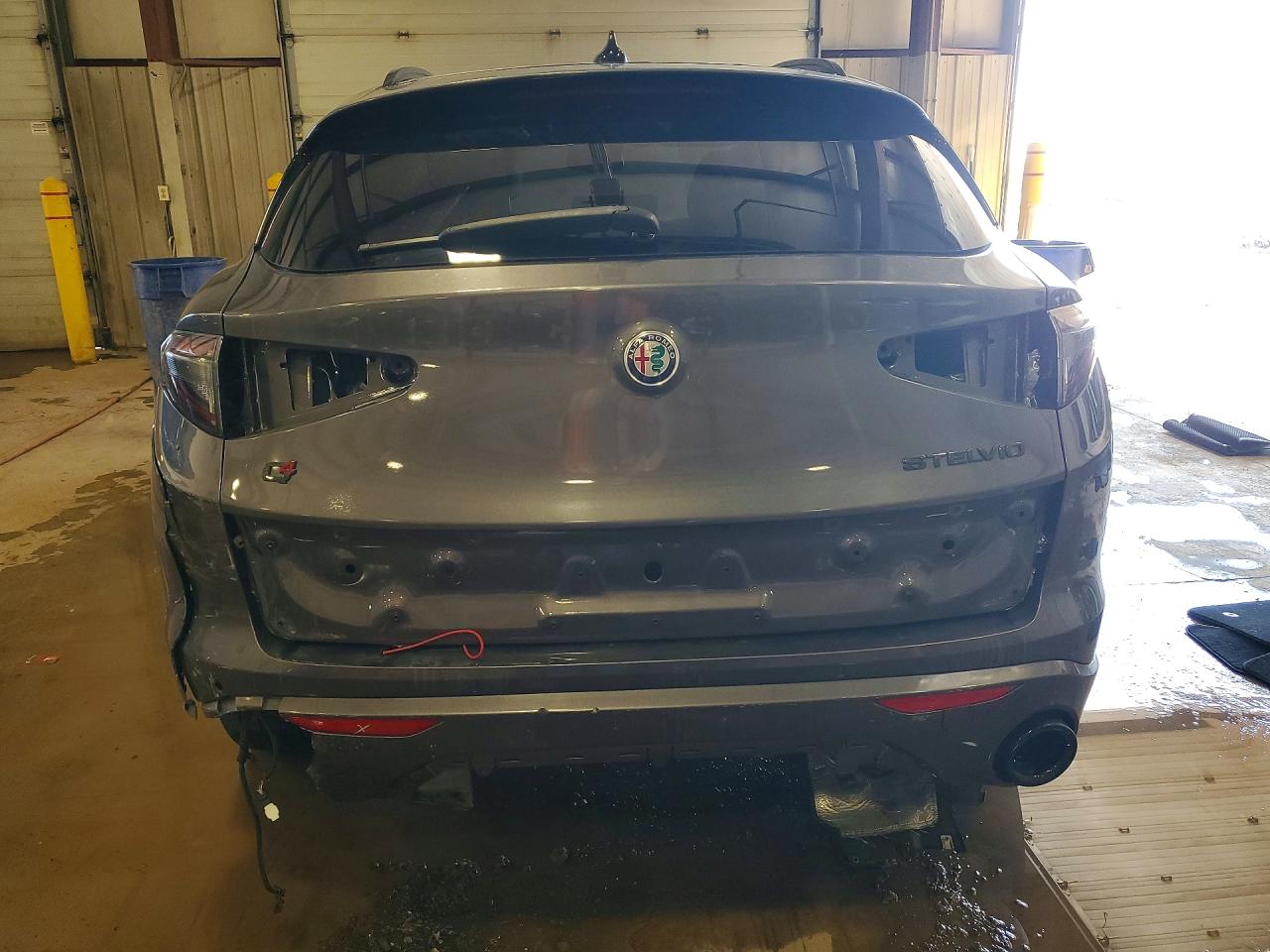 2021 ALFA ROMEO STELVIO TI photo 6