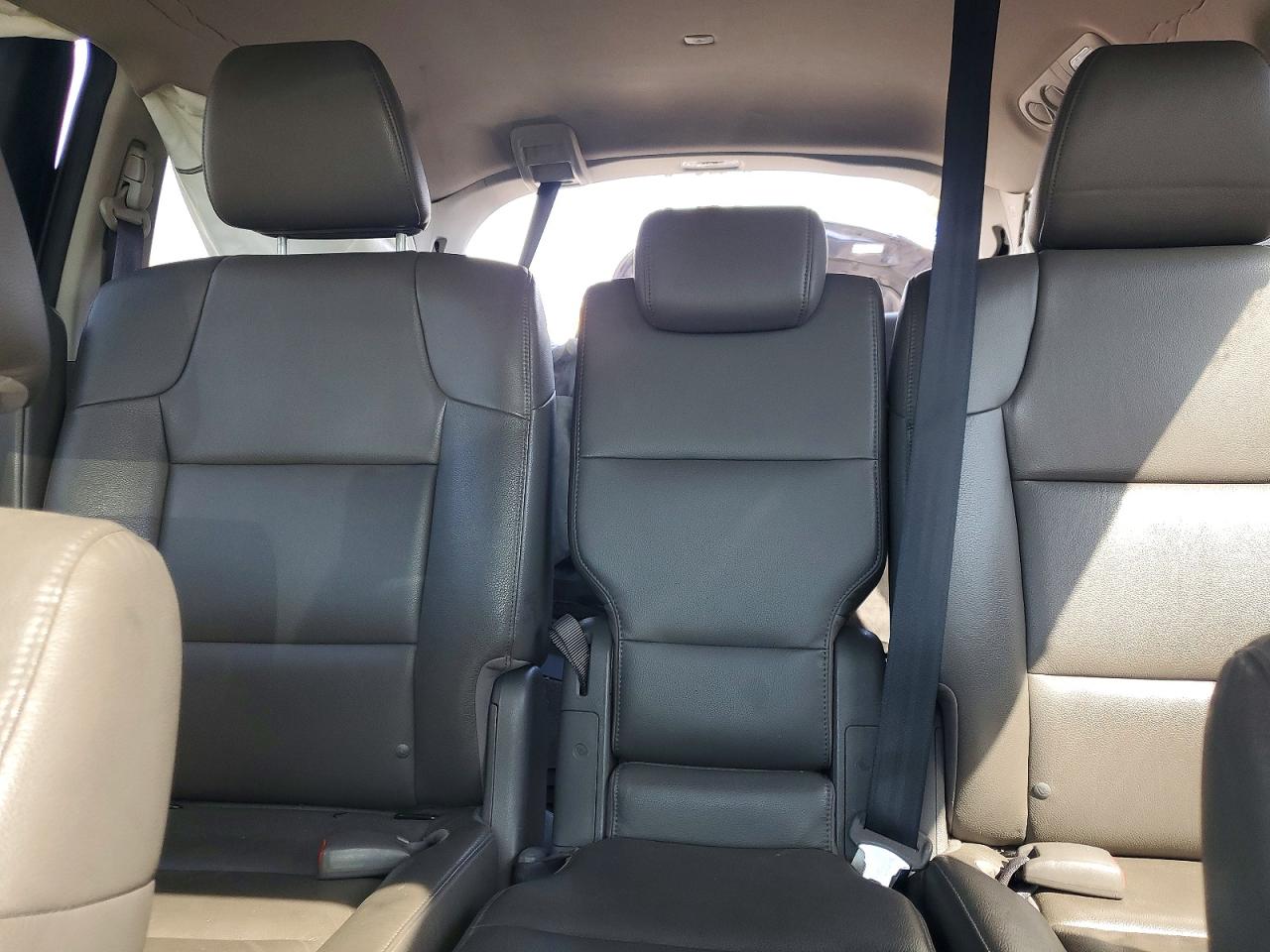 2014 HONDA ODYSSEY TOURING photo 28