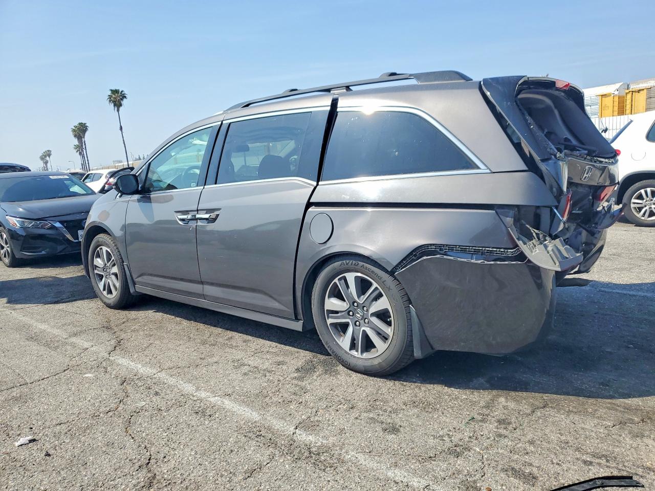 2014 HONDA ODYSSEY TOURING photo 4