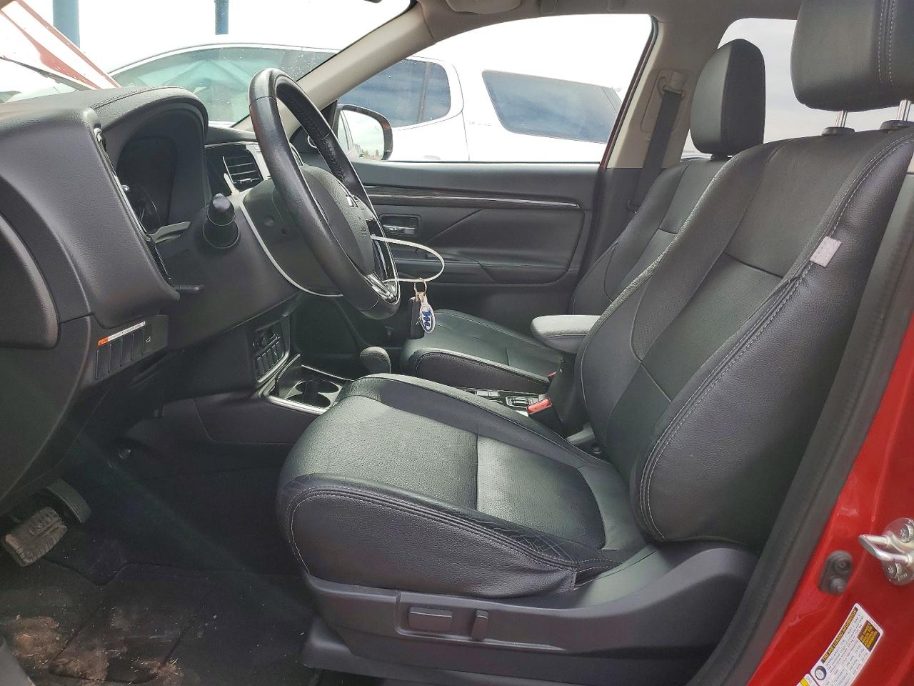 2017 MITSUBISHI OUTLANDER SE photo 13
