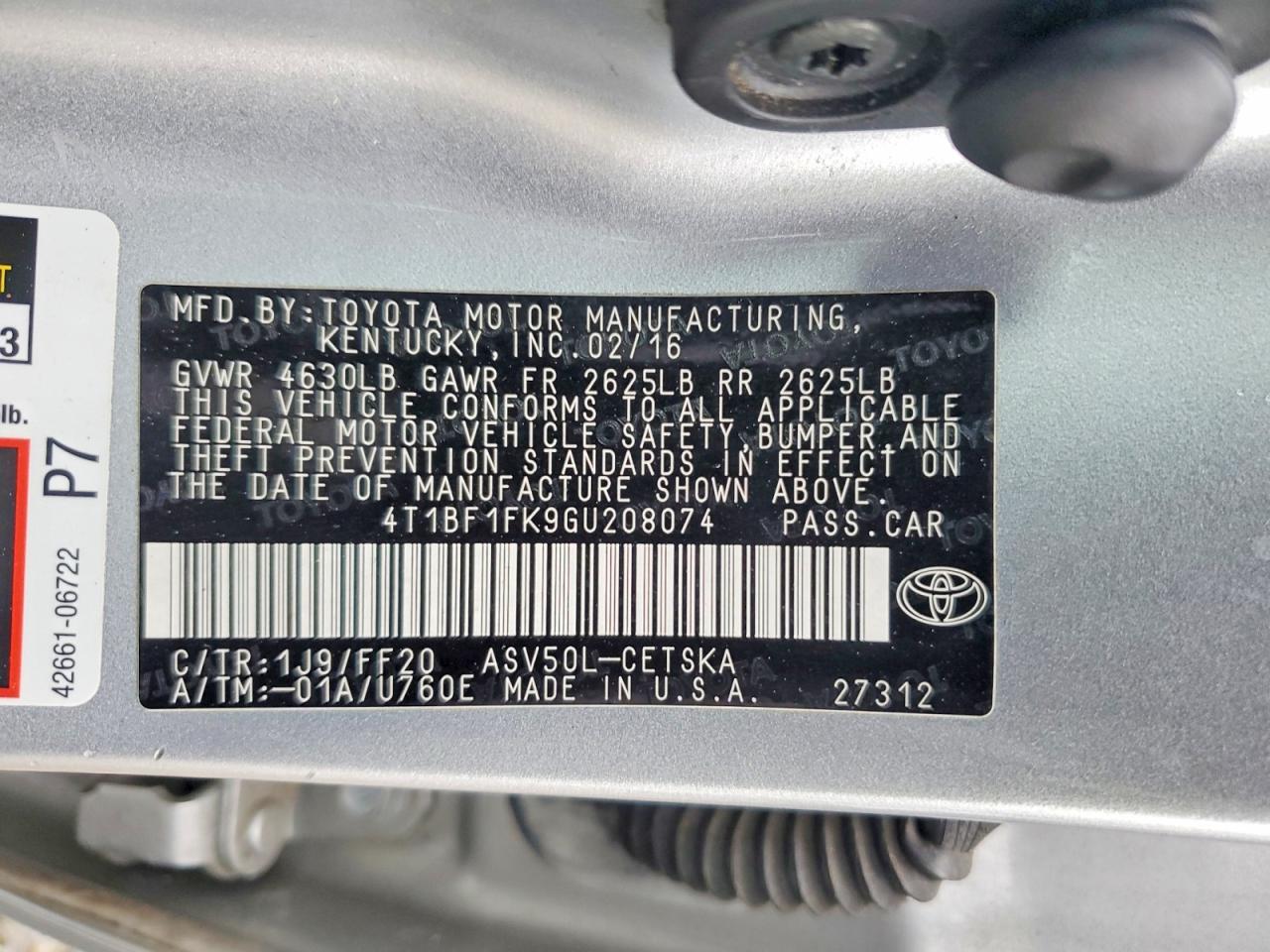 2016 TOYOTA CAMRY SE photo 13