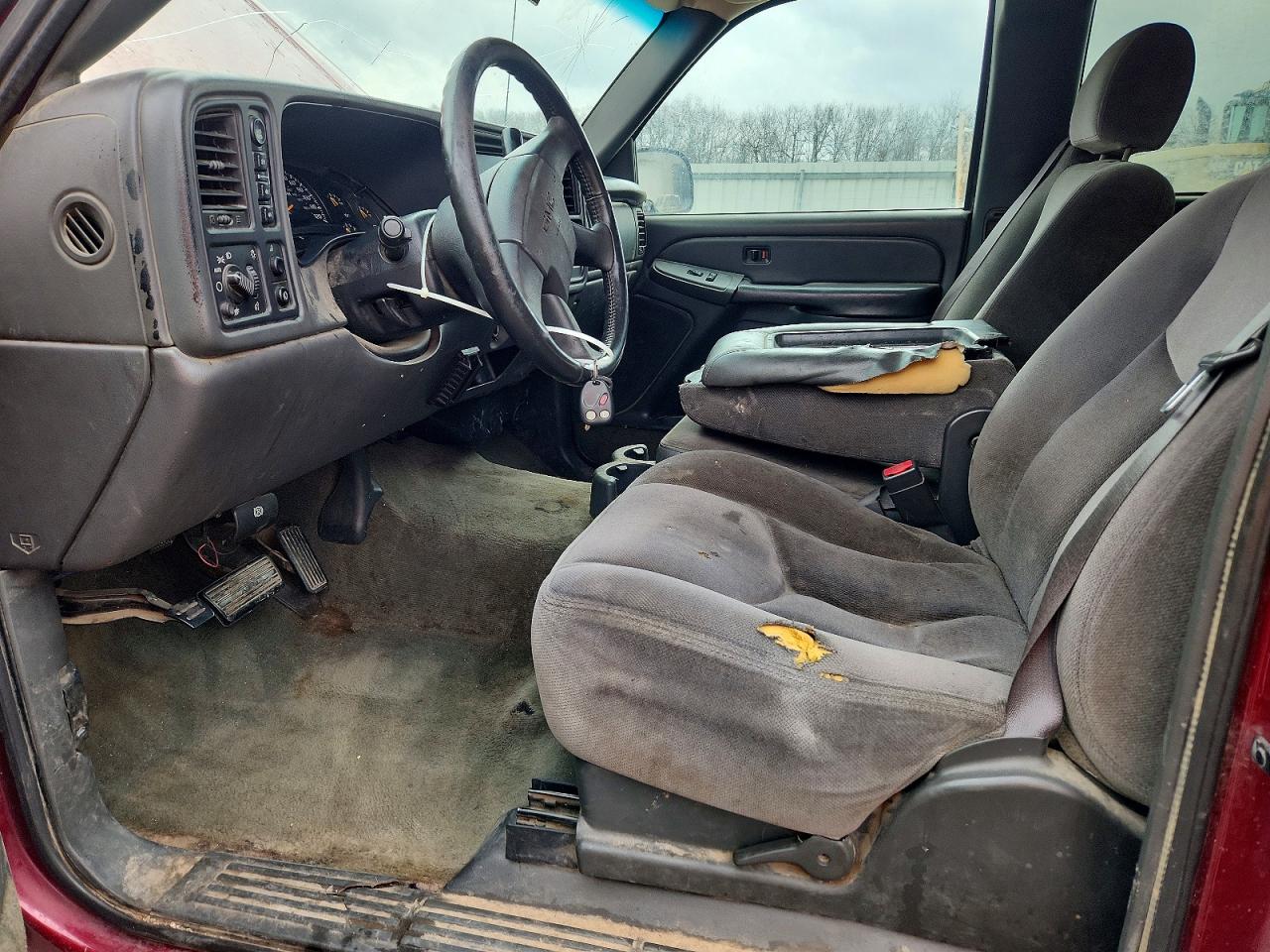 2004 GMC NEW SIERRA K1500 photo 7